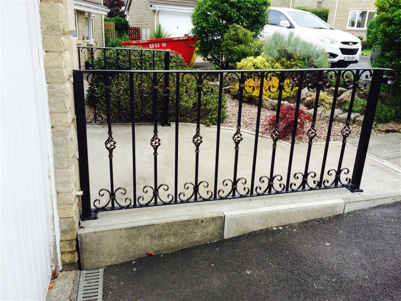 quality wrought iron garden railings
